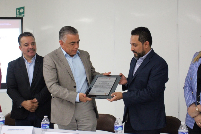 SEP busca impartir nuevas carreras técnicas en Educación Tecnológica Industrial y de Servicios para ciclo escolar 2024-2025.