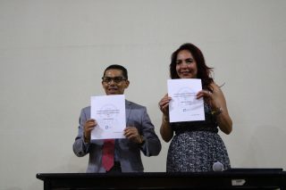 Firma de Convenio ALPES - VIEWTECH con el Lic. Joaquín Antonio Pérez Ramírez