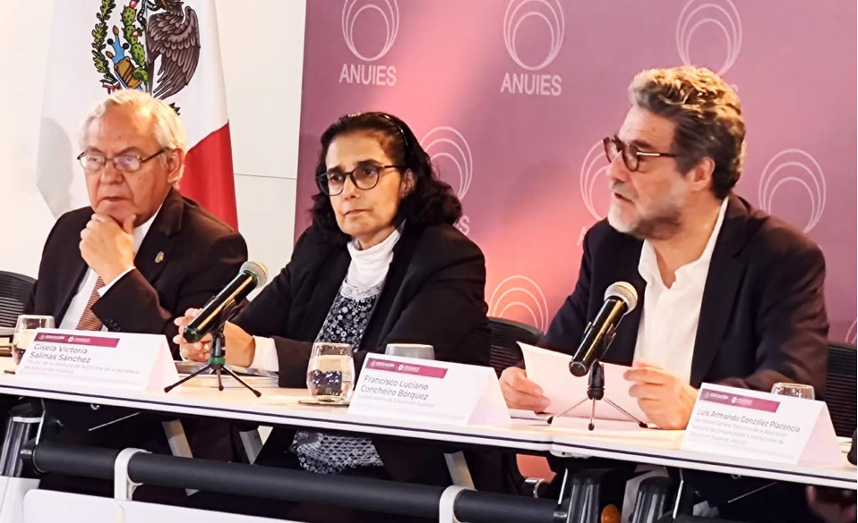 Alcanza esta administración matrícula de 5.4 millones de estudiantes en Educación Superior: SEP